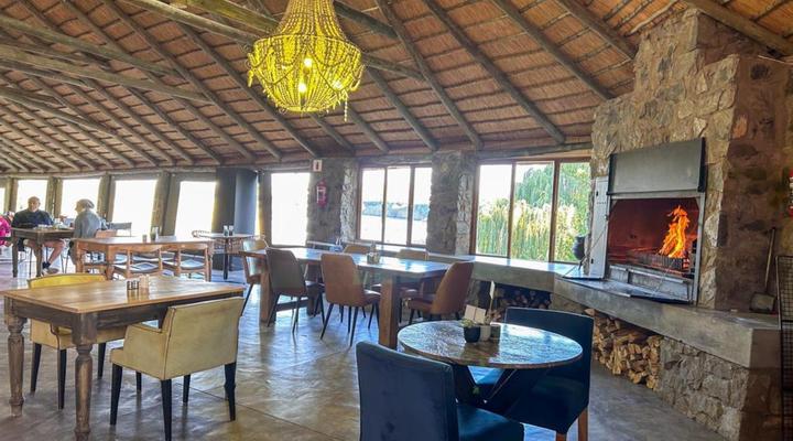 Tzamenkomst River Lodge