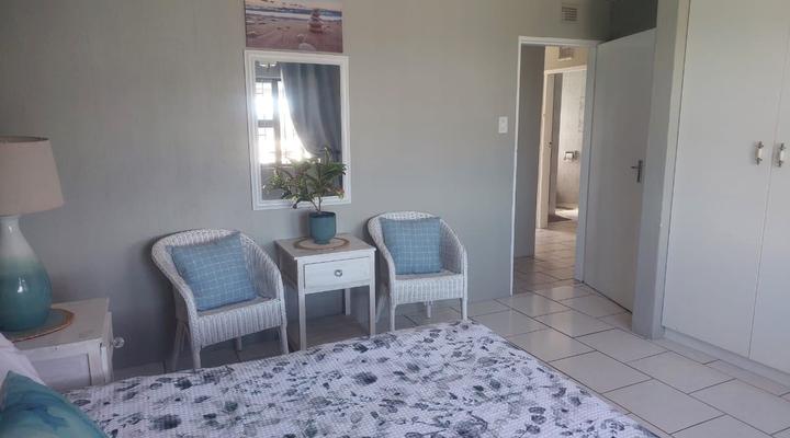 5 Equaleni Holiday House