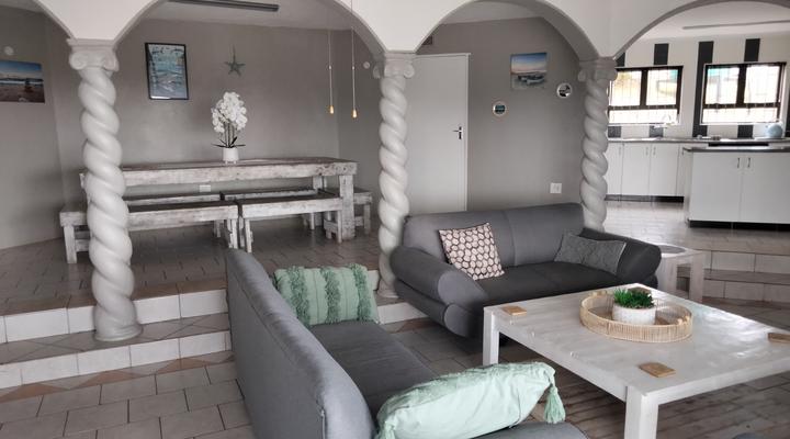 5 Equaleni Holiday House