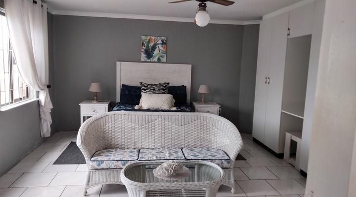 5 Equaleni Holiday House