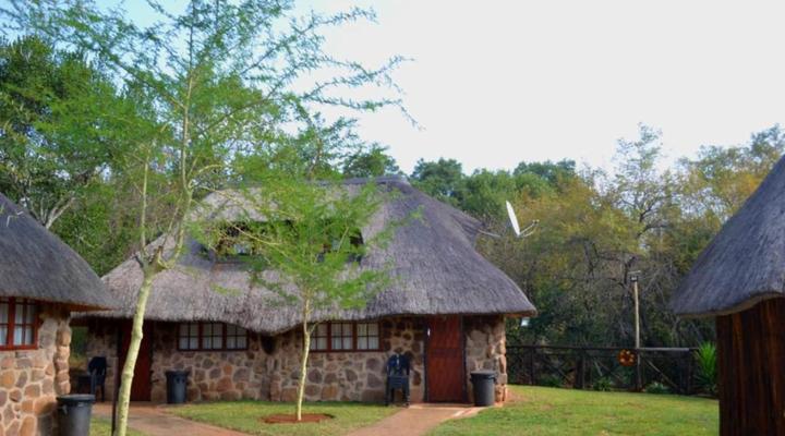 Thandabantu Game Lodge