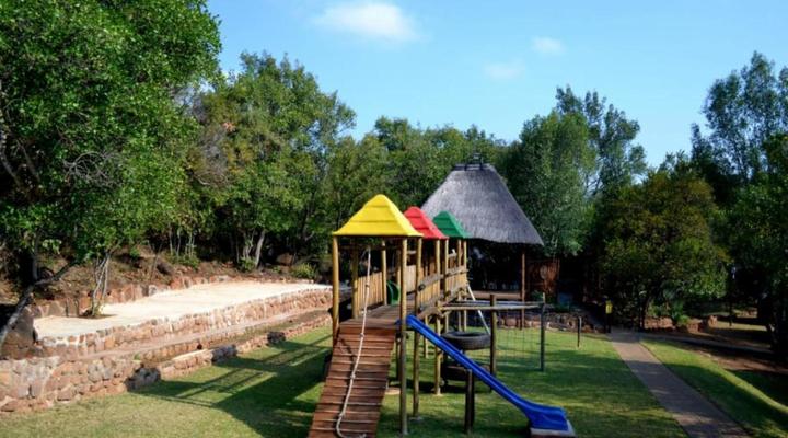 Thandabantu Game Lodge