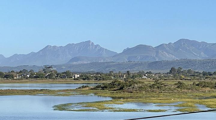 Sedgefield Lagoon Hideout