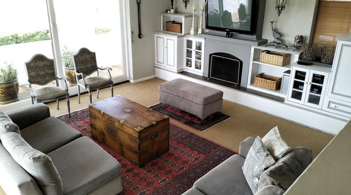 Rocky Beach Holiday Lets