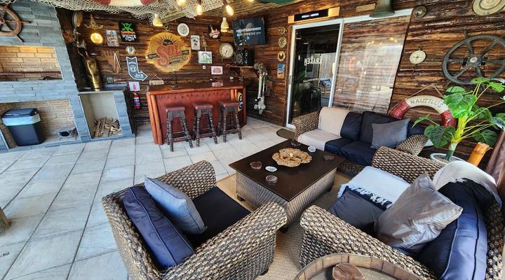 Port Royale Shelly Beach Guest House