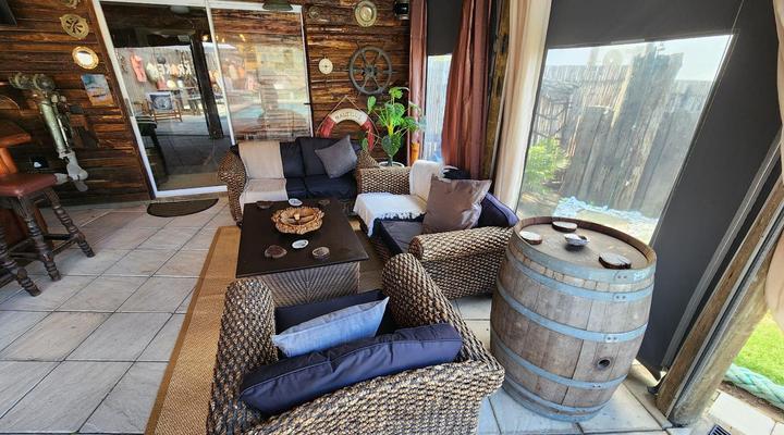 Port Royale Shelly Beach Guest House