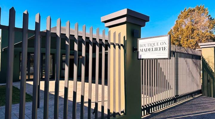 Boutique On Madeliefie