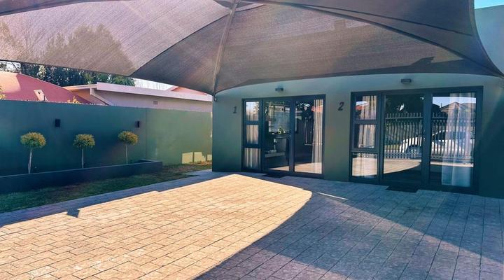 Boutique On Madeliefie