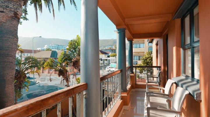 Albatross Guest House