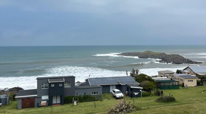 Mazeppa Sunrise Beach Accommodation