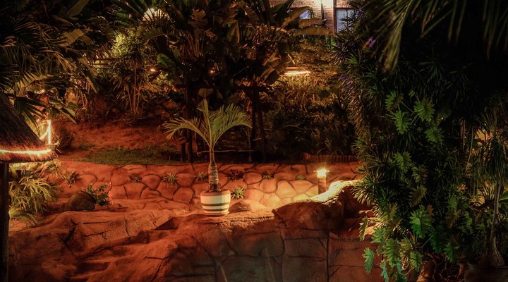 Rocky Pool Guest Penthouse