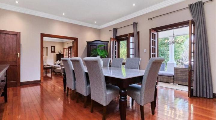 Rose Road Manor - Houghton Estate