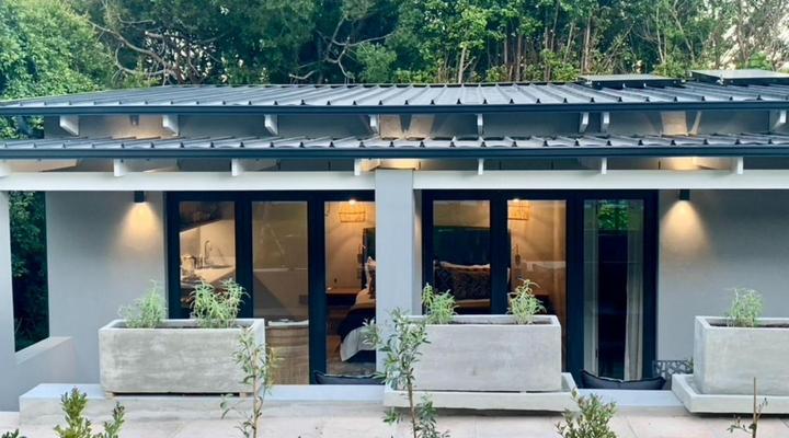 Constantia Winelands Lodge