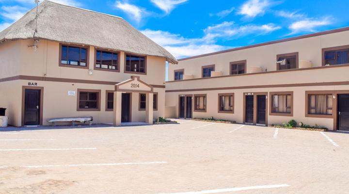 La Coastal Guesthouse