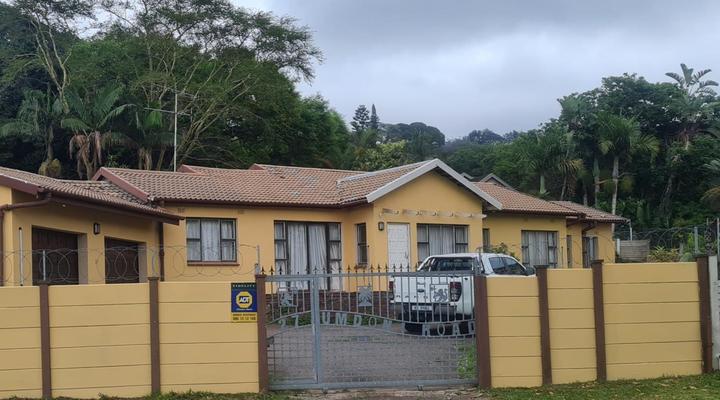 Mzilikazi Guesthouse & Tours