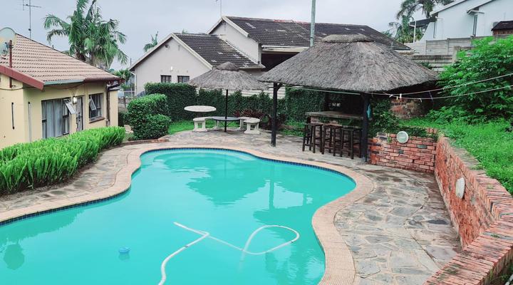 Mzilikazi Guesthouse & Tours