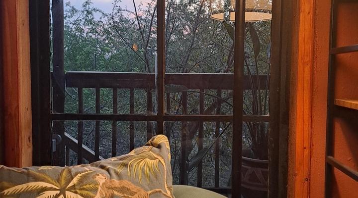 Croc's Nest Bush Lodge