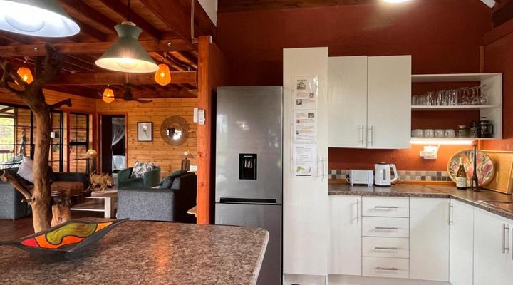 Croc's Nest Bush Lodge