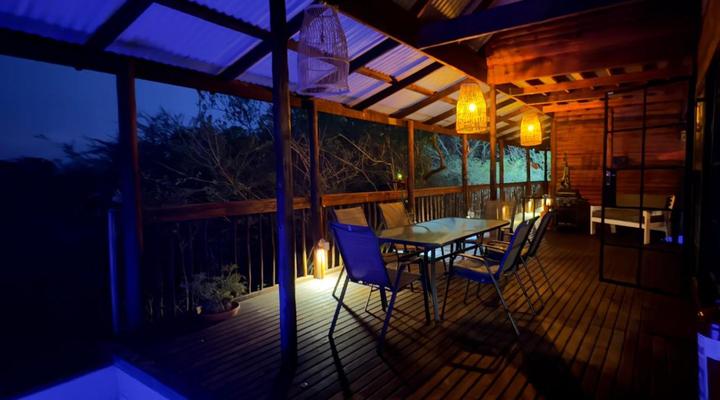 Croc's Nest Bush Lodge