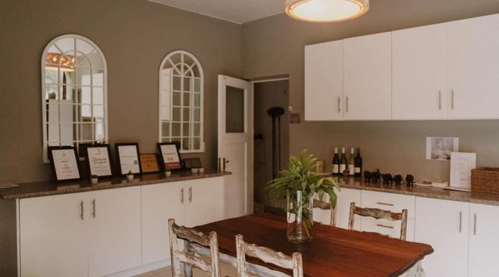 Caza Beach Guesthouse