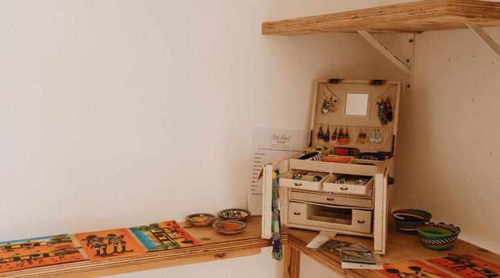 Caza Beach Guesthouse