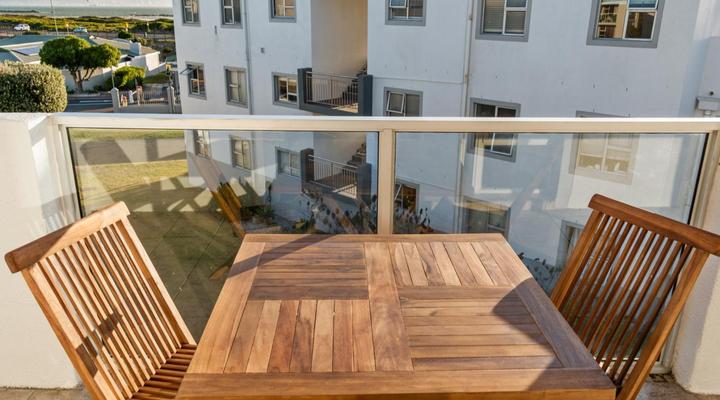 Big Bay Beach Club 123