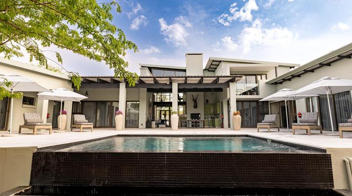 Ingwenkala Luxury Safari Lodge