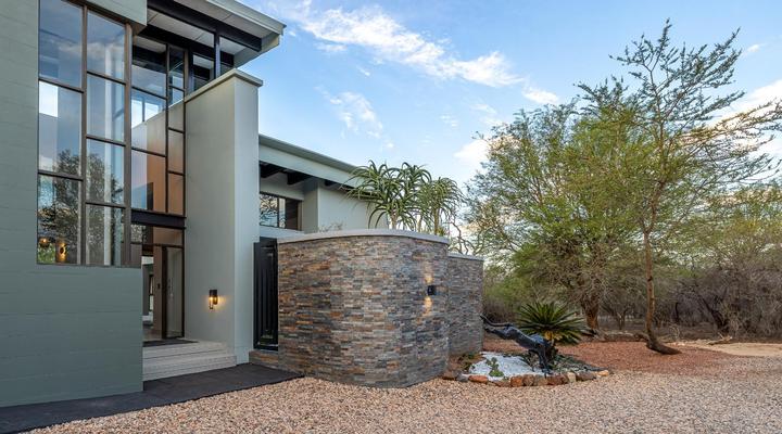 Ingwenkala Luxury Safari Lodge