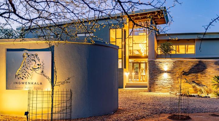 Ingwenkala Luxury Safari Lodge