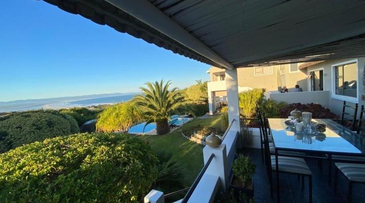 The Ocean Bay Luxury Guesthouse