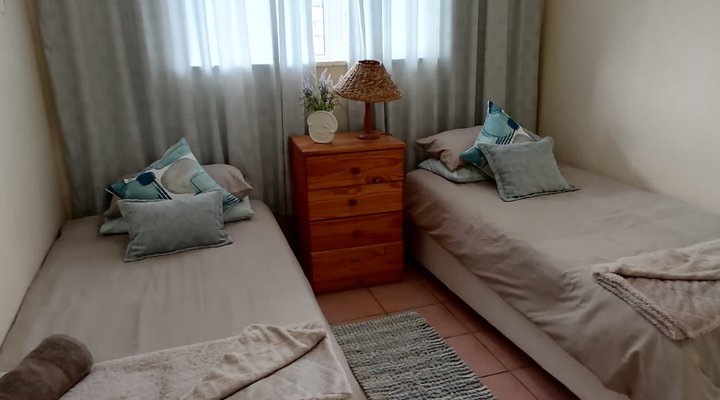 Unit 22 Jakaranda Holiday Flats 