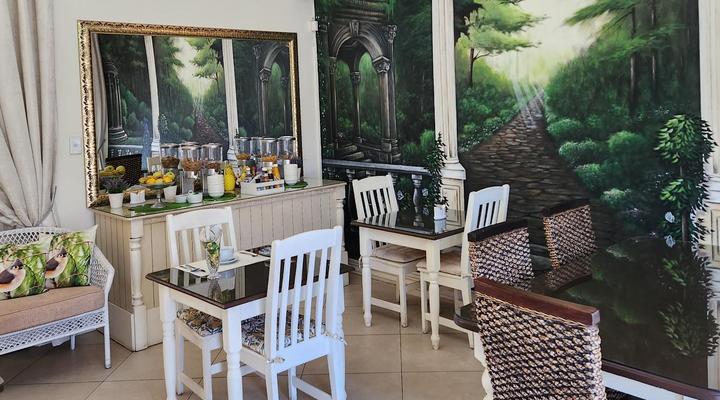 Casa Angelo Guest Lodge