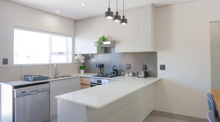 1 on York - Townhouse 50