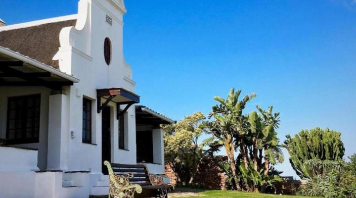 Far Niente Beachfront Guesthouse