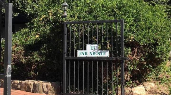 Far Niente Beachfront Guesthouse