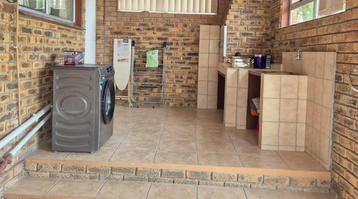 Hello Home Struisbaai