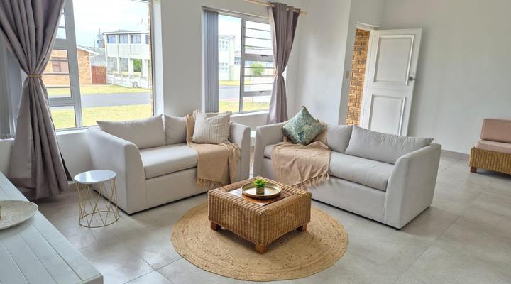 Hello Home Struisbaai