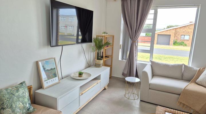 Hello Home Struisbaai