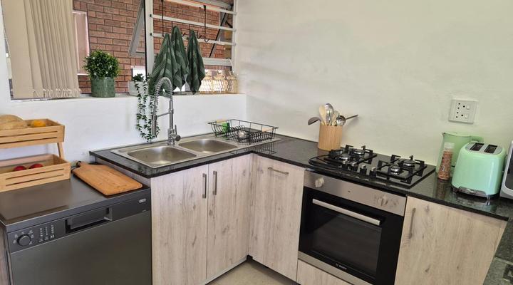 Hello Home Struisbaai