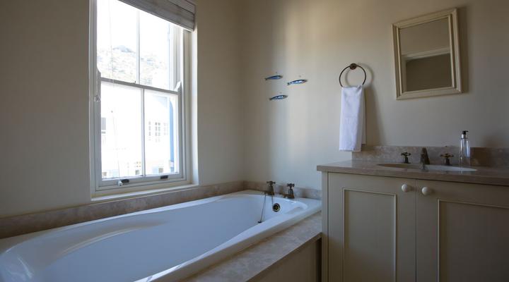 Majestic 2 Middedorp 