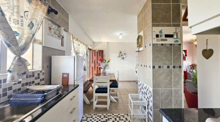 Amanzi Op Die Strand