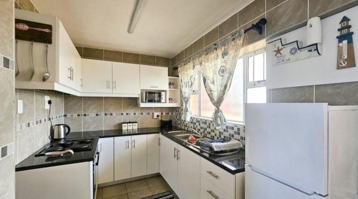 Amanzi Op Die Strand