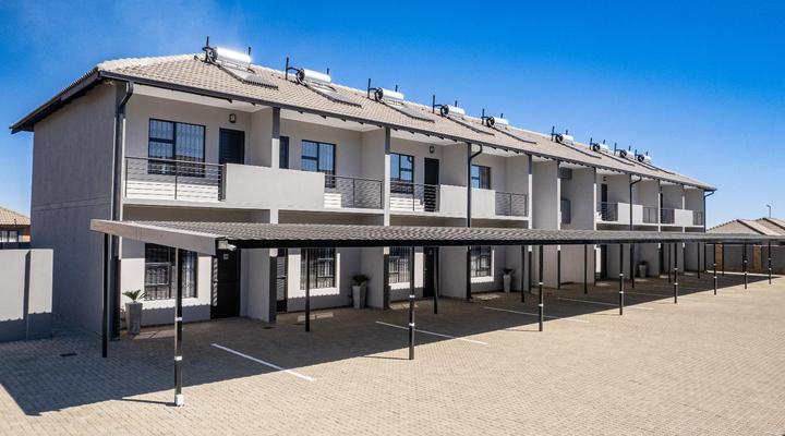 La Rochelle Studio Apartments by Heybert