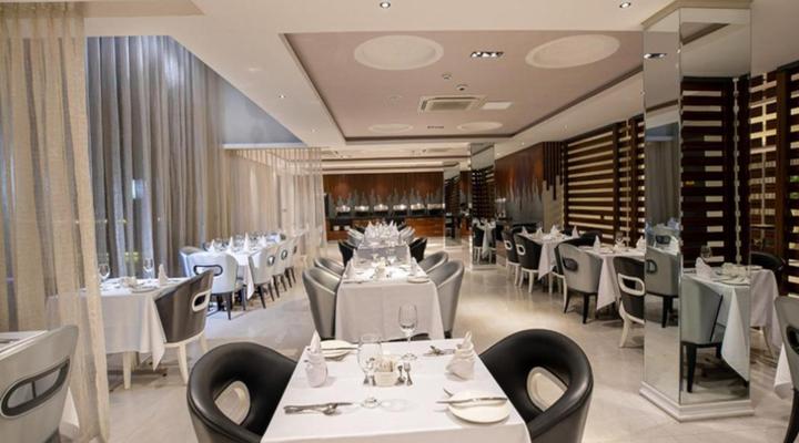 Tripod By Pedestal Hotel