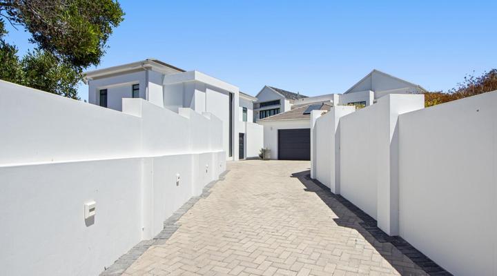 Shelley Point Beach Villa