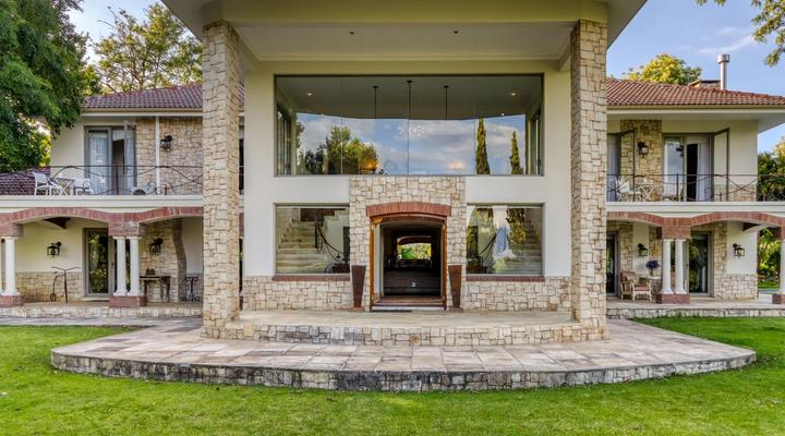 Bonne Chance Luxury Estate