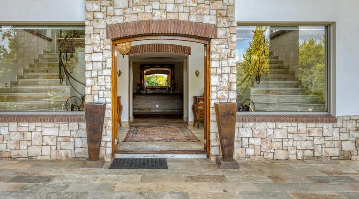 Bonne Chance Luxury Estate