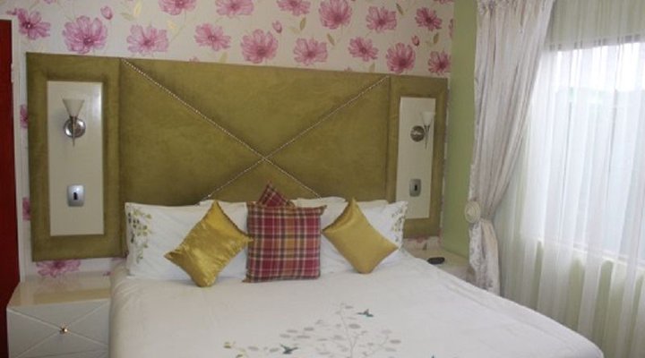 Mazidlekhaya Guest House