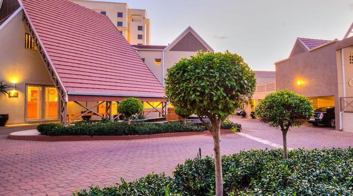 Courtyard Hotel Sandton