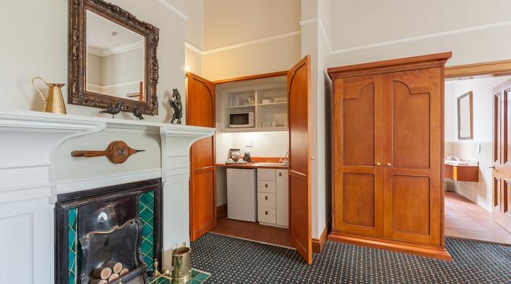 Courtyard Hotel Arcadia